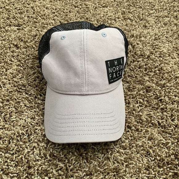 The North Face Other - Men’s North Face Hat OS